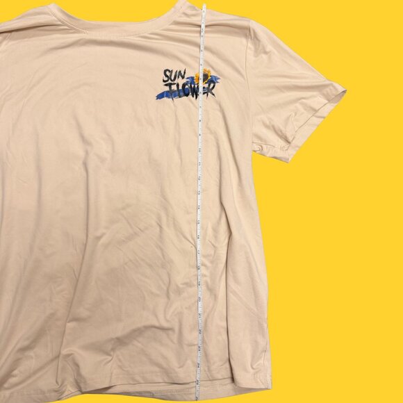 🌻 Manfinity “Sunflower” Graphic Tee | Beige Unisex Streetwear Shirt | Size L - Picture 9 of 13